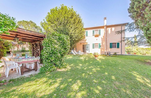 Crespina House | Cozy home in Crespina PI with sauna