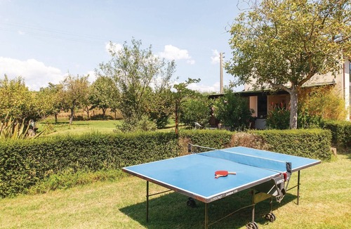 Calcinaia House | Cozy home in Fornacette PI with WiFi
