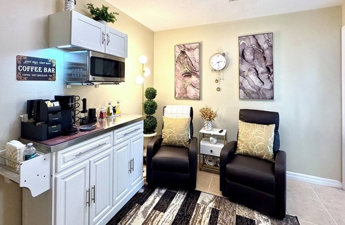 Orlando Apartment | Cozy Private Apartment - Stylish & Spotless — No sharing areas