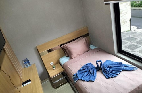 Tomang Hotel | Cozy Residence Tomang