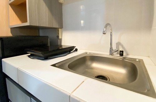 Jatingaleh Apartment | Cozy Stay And Tidy 1Br The Alton Apartment