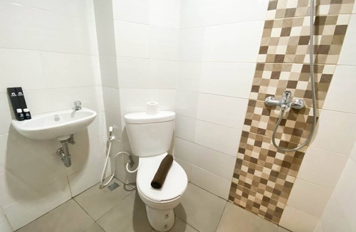 Jatingaleh Apartment | Cozy Stay And Tidy 1Br The Alton Apartment
