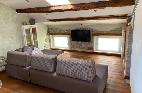 Udine Apartment | Cozy stone house