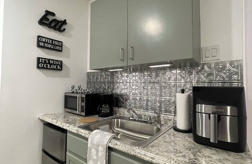 Orlando Apartment | Cozy studio in fabulous Orlando close to everything