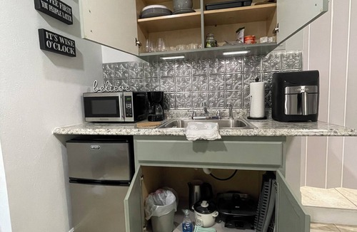 Orlando Apartment | Cozy studio in fabulous Orlando close to everything