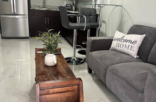 Azalea Park Apartment | Cozy studio with WiFi and AC in delightful Orlando