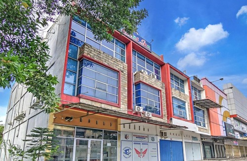 Pekanbaru House | Cozy Twin Escape with Free WiFi and Parking