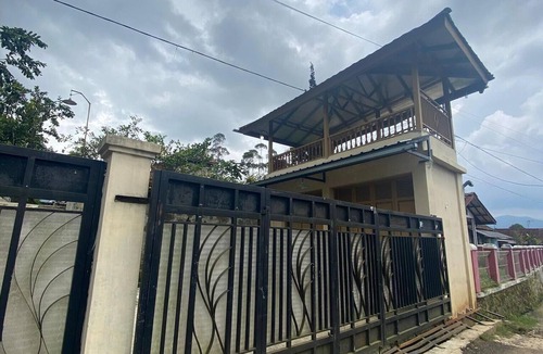 Pangalengan Villa | Cozzy Villa Family Pak Ed Pangalengan