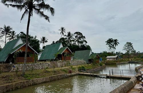 Sagalaherang House | Curug Goong Resort