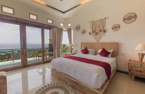 Sampalan House | D'Arya Sea View