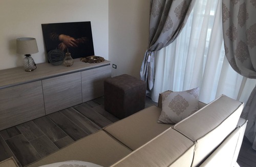 Montignoso Apartment | "Da Vinci" Tuscany House of Artists Apartment