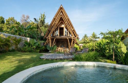Sukasada Villa | Damuh Alam