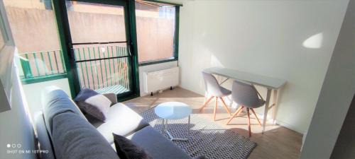 Gambetta Apartment | Dana centre mer 23