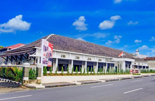Bandar Lampung Hotel | Dancenter Teluk Betung Residence