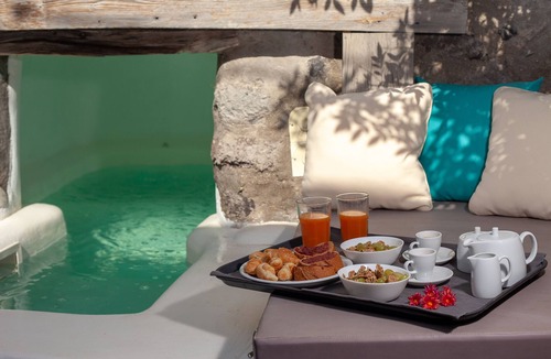 Emporio Villa | Dandy Cave Villa - Romantic Private - Waterfall Pool - Hot Tub -Up to 8 People