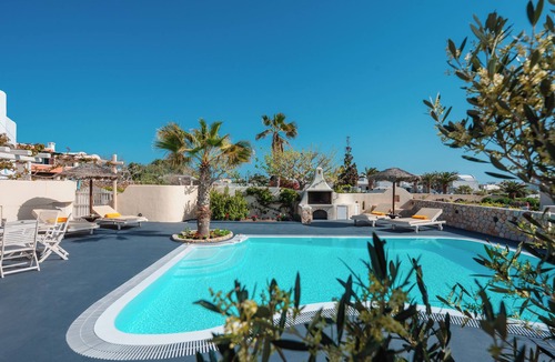 Agia Paraskevi Villa | Daphne | Cycladic Two-Bedroom Villa with Private Pool and Sea View