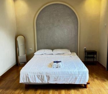 Ngaglik House | Defano Villa Klotok