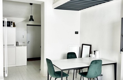 Washington Apartment | Design and Comfort, Metro 8min walk, Air Conditioning, WiFi