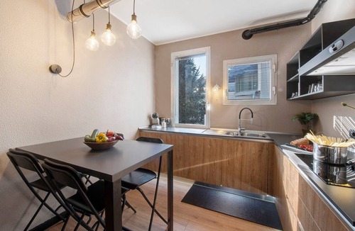 Lecco Apartment | Design Home Apartment with Balcony and Wi-Fi
