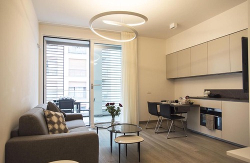 Washington Apartment | Design & New Center Apartments