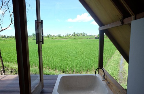 Peliatan Cabin | Designer Bamboo A-Frame Hut Amidst Ubud Rice Fields