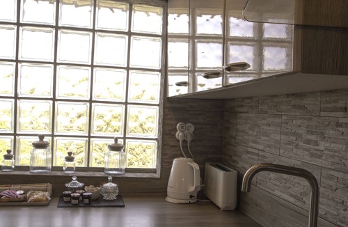 Nice House | Detached house with summer Jacuzzi (May to early October), barbecue.