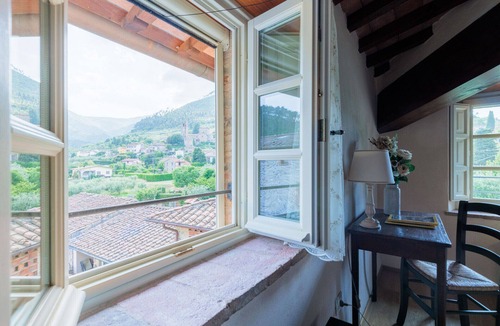 Sant'Andrea di Compito Villa | Dimora delle Camelie, a traditional stylish stone farmhouse with garden on the hills of Compitese between Lucca and Pisa
