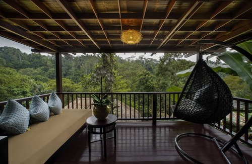 Payangan Resort | Discover a Luxury Jungle Experience .