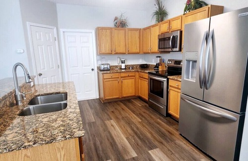 Sunset Ridge House | Discover the Deep Blue with Finding Nemo House