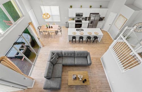 Windsor Hills House | Disney THEMED HOME, PRIVATE HEATED POOL, COMMUNITY WATERPARK