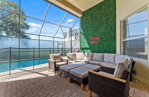 Windsor Hills House | Disney THEMED HOME, PRIVATE HEATED POOL, COMMUNITY WATERPARK