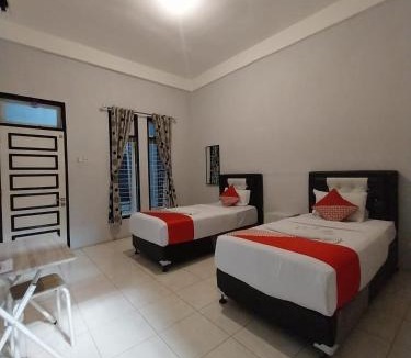 Bukittinggi Hotel | Dnaiko Syariah Hotel