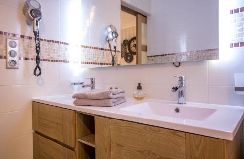 Mouans-Sartoux Bed & Breakfast | Domaine Les Cigales