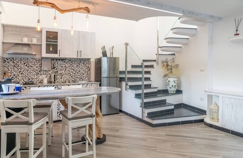 Termini House | Domus Minerva