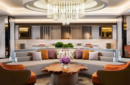Surabaya Hotel | DoubleTree by Hilton Surabaya