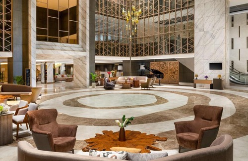 Surabaya Hotel | DoubleTree by Hilton Surabaya