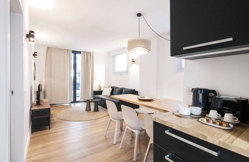 Carrobbio Apartment | Easylife - Luxury home in Colonne area
