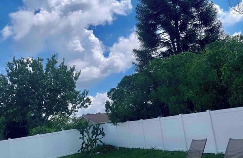 Mill Run House | Elegant 3 Bedrooms with private pool, close to Disney World,Downtown Kissimmee.