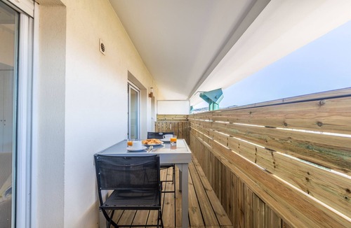 Prado - Republique Apartment | Elegant Apartment with Terrace & Mezzanine