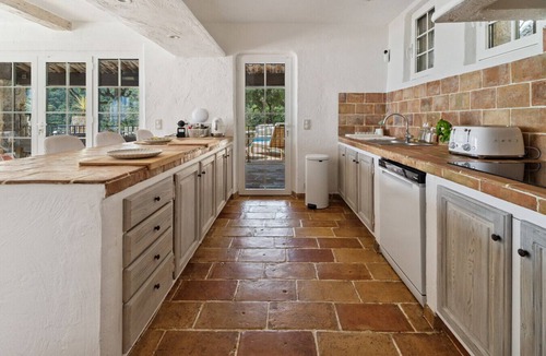 La Garde-Freinet House | Elegant Provencal country house