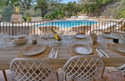 La Garde-Freinet House | Elegant Provencal country house