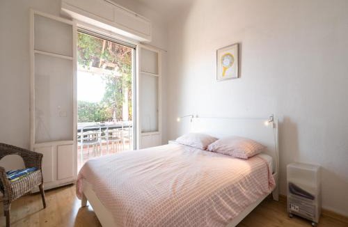 Eze House | Elegant Seaside Villa in Èze