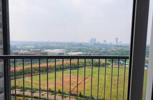 Bumi Serpong Damai Apartment | Elegant Studio at Casa De Parco Apartment By Travelio