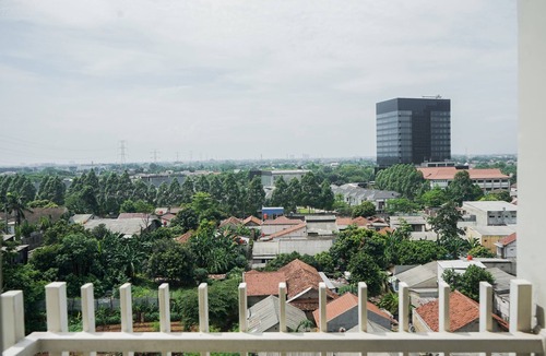 Pondok Aren Apartment | Elegant Studio At Bintaro Icon Apartment Near Bintaro Xchange Mall