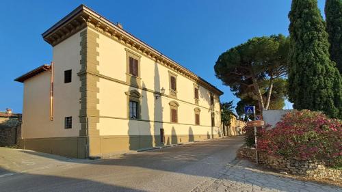 Sant'Andrea in Percussina Apartment | Elegant Tuscany Retreat,Spa Bath Near Florence