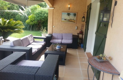 Valbonne Villa | Elegant villa in a calm residence not far from coast