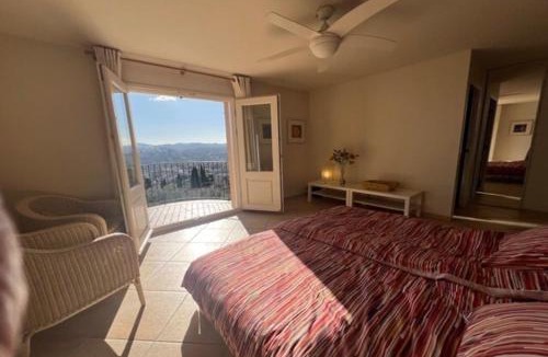 Cabris Villa | Elegant Villa with Pool, Cabris