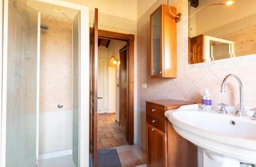 Lucignano Villa | Elegant Villa with Pool Garden & Refined Comfort