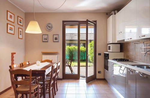 Cavaion Veronese Apartment | Eli House, Eli House - appartamento con piscina