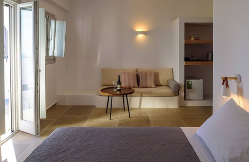 Pyrgos Hotel | Elia Pyrgos Suites